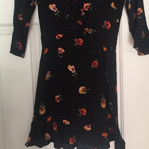 Floral Cutout Dress - Picture 6 of 6